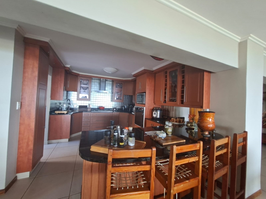 6 Bedroom Property for Sale in Da Nova Western Cape